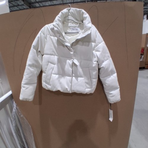 WOMENS CALVIN KLEIN SHORT FAUX-LEATHER PUFFER JACKET - EXTRA SMALL - TOFU/WHITE (STYLE: CW209652TFU) image 2