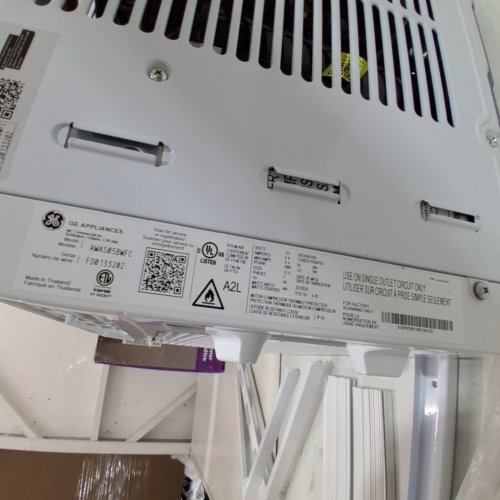 GE APPLIANCES ELECTRONIC WINDOW AIR CONDITIONER - 5,000 BTU - 150SQ.FT - WHITE (MODEL: AWAS05BWFC) image 5