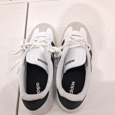 MEN'S ADIDAS BARREDA LACE UP SNEAKER SHOES - SIZE 11 - WHITE (STYLE: 29746010) image 2