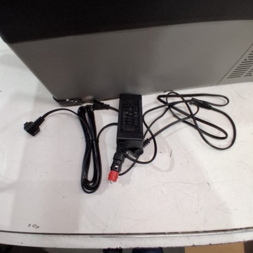 EUHOMY PORTABLE ELECTRIC COOLER WITH CAR PLUG - 27.2" X 13.6" X 17.7" - GREY/BLACK (MODEL: ‎CF001-45GR-CAEH) image 4