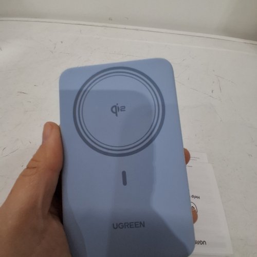 UGREEN ULTRA-SLIM QI2 MAGNETIC BATTERY POWER BANK - 15W - 10000MAH - BLUE image 4