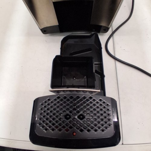 PHILIPS 2300 SERIES LATTEGO FULLY AUTOMATIC COFFEE & ESPRESSO MAKER WITH BUILT-IN MILK FROTHER & GRINDER - BLACK (MODEL: EP2330) image 5