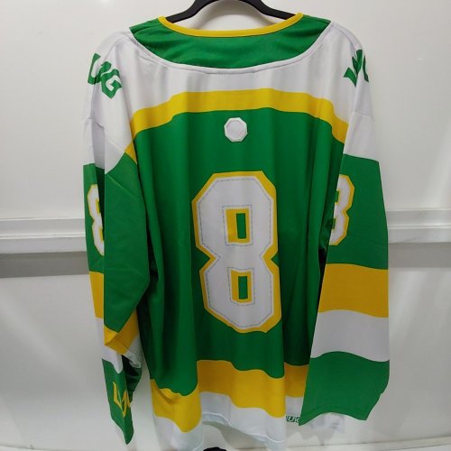 MENS LUG NORTHERN STARS HOCKEY JERSEY AND SOCKS - #8 assistant CAPTAIN - LARGE - GREEN image 6