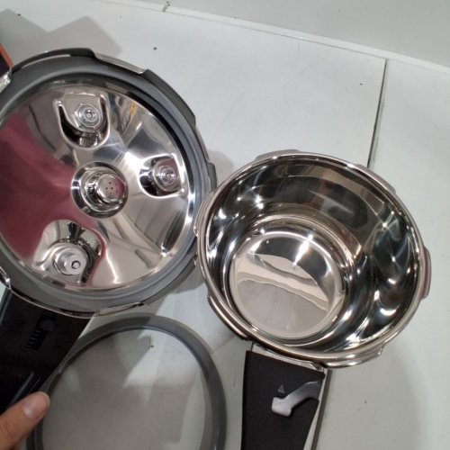 LIANTONG PRESSURE COOKER POT - 2L - STAINLESS STEEL image 3
