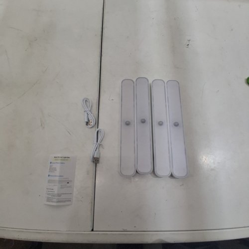 4PK WILLED RECHARGEABLE UNDER CABINET LIGHTS WITH MOTION SENSOR - 6000K COOL WHITE - WHITE image 5