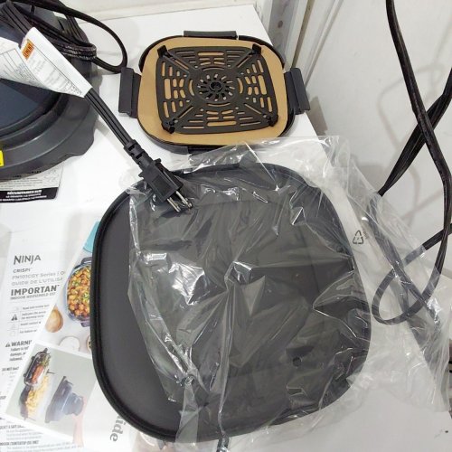 NINJA CRISPI PORTABLE COOKING SYSTEM - 4QT - (MODEL: ‎FN101CGY) image 4