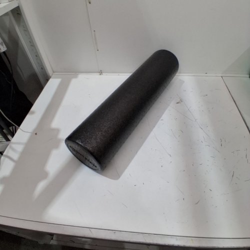 AMAZON BASICS FOAM ROLLER - 23" - BLACK image 2