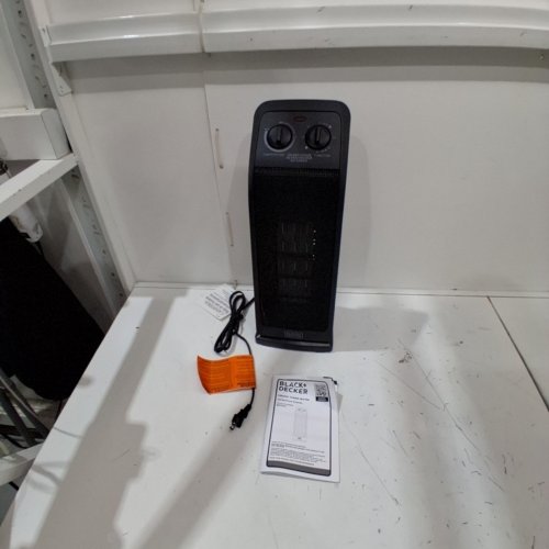 BLACK+DECKER CERAMIC TOWER HEATER - 1500W - BLACK (MODEL: BHTC571) image 3