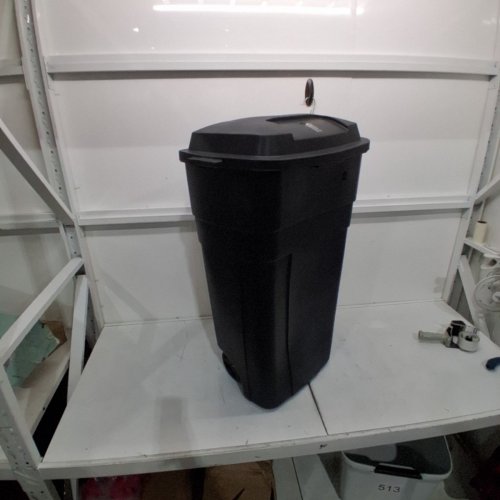 RUBBERMAID ROUGHNECK HEAVY-DUTY WHEELED TRASH CAN - 128L - BLACK image 2