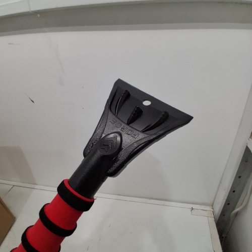 MALLORY EXTENDING SNOW BROOM WITH SWIVEL HEAD - 52" - RED (MODEL:582-EPSZFB) image 4