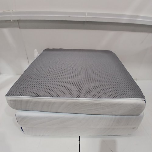 FOLDABLE MATTRESS WITH WASHABLE COVER - 4" - SMALL TWIN - BLUE/WHITE image 3