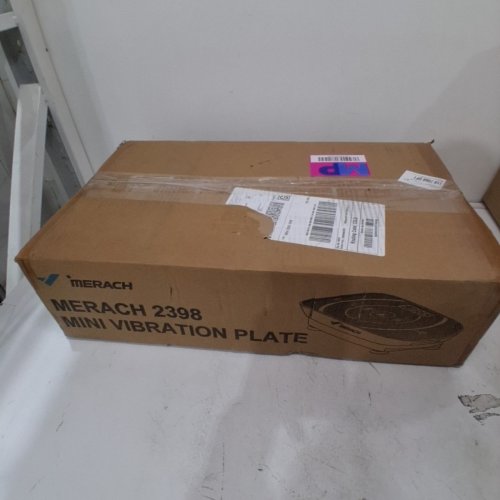 MERACH VIBRATION PLATE EXERCISE MACHINE WITH SUCTION FEET AND REMOTE - 300 LB MAX - PINK/WHITE (MODEL: ‎MR-2398) image 5