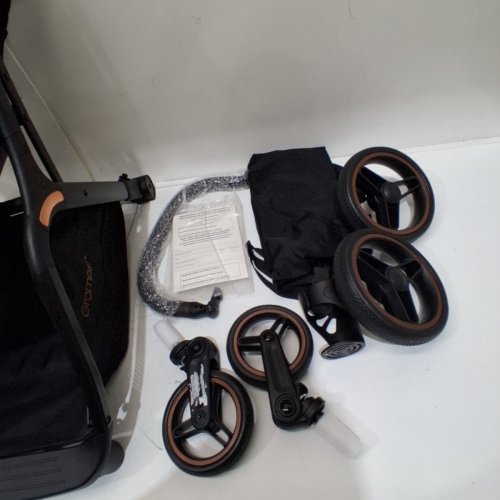 GROMAST IFOLD V2.0 FOLDING BABY STROLLER - LIGHT GREY (MODEL: GT077) image 3