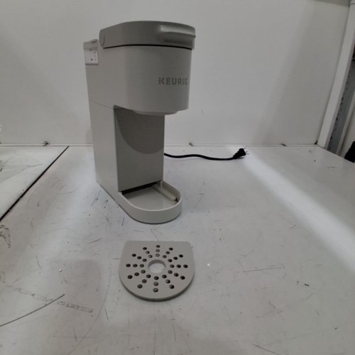 KEURIG K-MINI SINGLE SERVE COFFEE MAKER - OFF WHITE/CREAM (MODEL: KMINI-K21) image 4