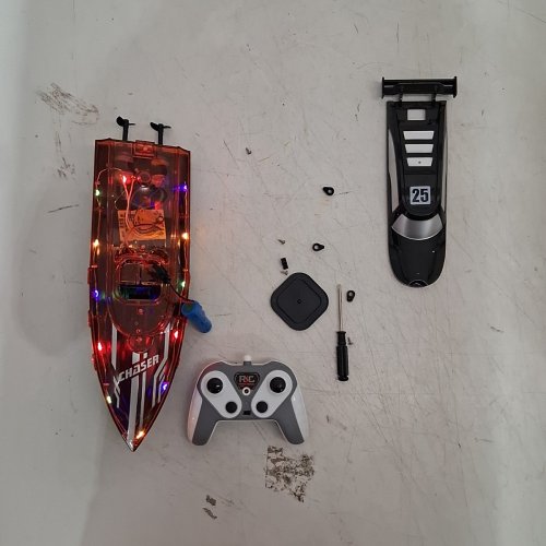REMOTE CONTROL SPEEDBOAT WITH LED LIGHTS - UP TO 10KM/H - 2.4GHZ - ORANGE/BLACK (MODEL: A3504-2) image 2