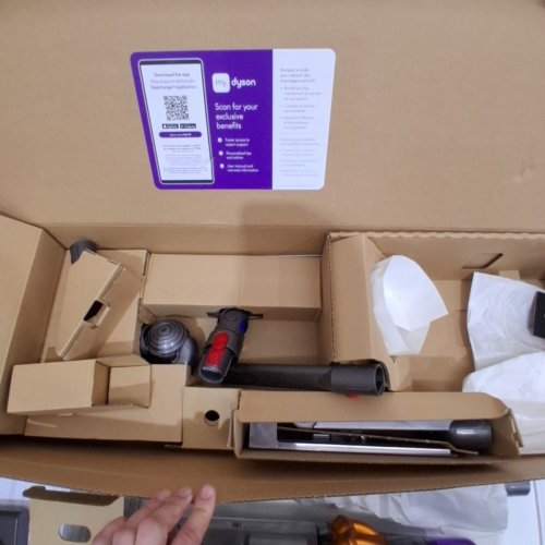 DYSON V15 DETECT CORDLESS MULTI-PURPOSE VACUUM CLEANER WITH ATTACHMENTS - GREY (MODEL: SV47) image 9