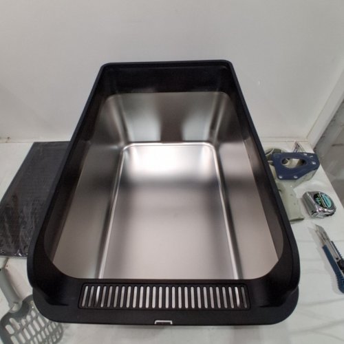 STAINLESS STEEL CAT LITTER BOX - 21" - SILVER image 4