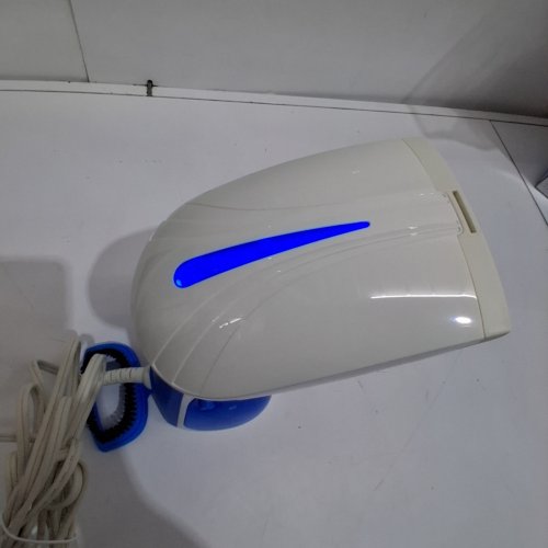 HAMILTON BEACH HANDHELD GARMENT STEAMER WITH BRUSH ATTACHMENT - BLUE/WHITE (MODEL: 11556C) image 2