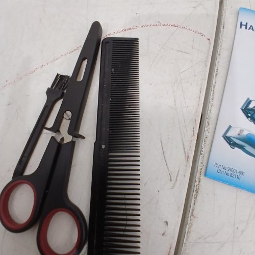 21PC WAHL COLOUR PRO CORD/CORDLESS HAIRCUT AND BEAR TRIM KIT - 2.5HR RUN TIME (MODEL: 1656565 / 3303) image 5