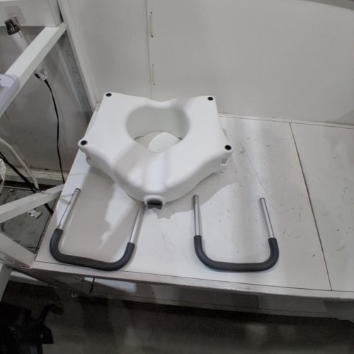 DRIVE MEDICAL PRESERVETECH SECURE LOCK RAISED TOILET SEAT - UP TO 250 LBS- WHITE (MODEL RTL12C003-WH) image 2