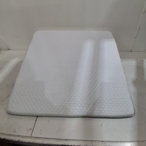 WEDGE PILLOW - 24" X 24" X 8" - WHITE AND GRAY image 3