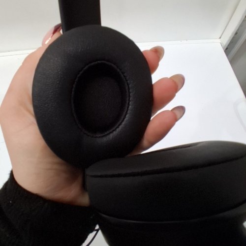 BEATS SOLO3 FOLDABLE WIRELESS HEADPHONES WITH CASE - BLACK image 4
