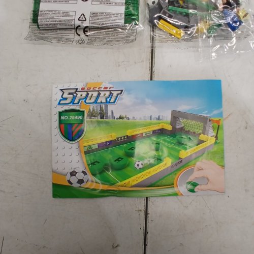213PC STEAM TOY SPORT SOCCER GAME WITH ACTION FIGURES & BUILDING BRICKS - GREEN/YELLOW (MODEL: 25490) image 4