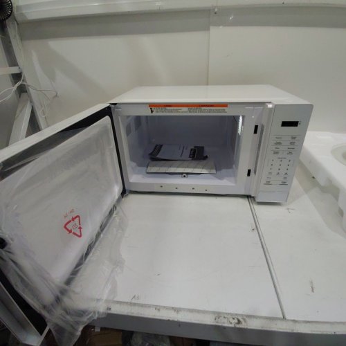 MAGIC CHEF COUNTERTOP MICROWAVE - 1.1 CU.FT - 700W - WHITE (MODEL: MC110MWF) image 4