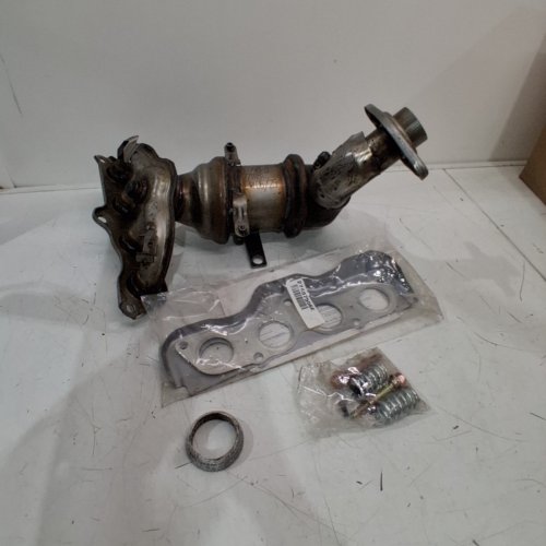 DORMAN CATALYTIC CONVERTER WITH INTEGRATED EXHAUST MANIFOLD FOR 2012-2014 MAZDA 2 (MODEL: 673-300) image 2