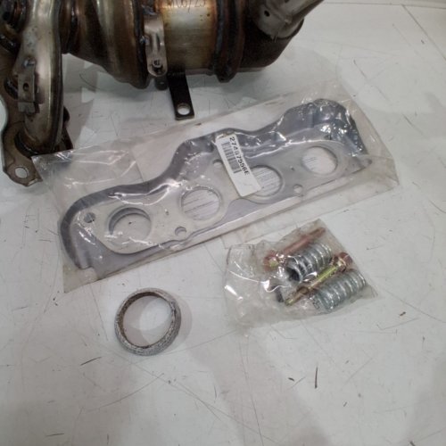 DORMAN CATALYTIC CONVERTER WITH INTEGRATED EXHAUST MANIFOLD FOR 2012-2014 MAZDA 2 (MODEL: 673-300) image 3