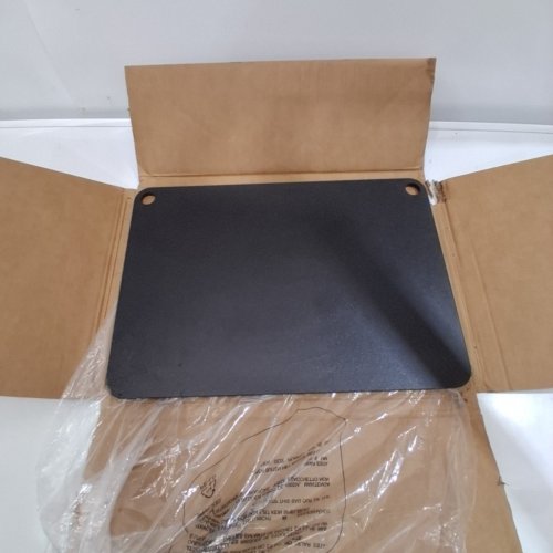 VEVOR PRE-SEASONED CARBON STEEL PIZZA BAKING STONE WITH 20X HIGHER CONDUCTIVITY, HEAVY DUTY RUST PROOF PIZZA STEEL FOR OUTDOOR GRILL OR INDOOR OVEN - 20" X 14" X 3/8" - BLACK (MODEL: JHQ-CCP-508*355-10) image 2