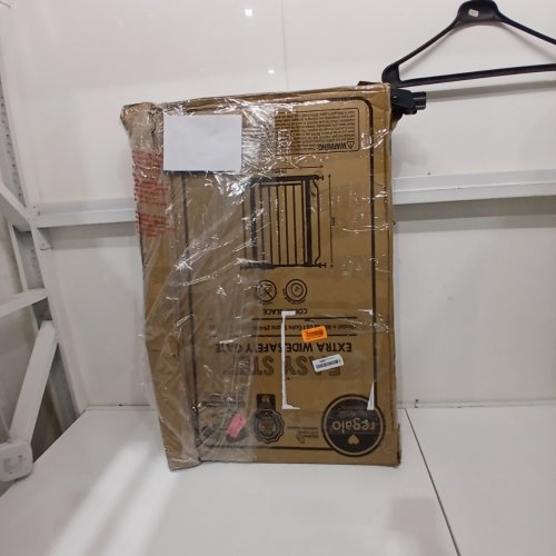 REGALO EASY STEP EXTRA WIDE SAFETY GATE - 29 - 49" X 30" - BLACK (MODEL: 1164 EB DS) image 4