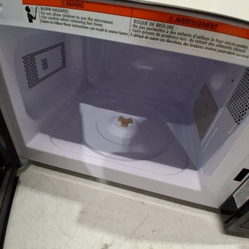 DANBY COUNTERTOP MICROWAVE - 0.7 CU.FT. - BLACK (MODEL: DBMW0721BBB) image 4