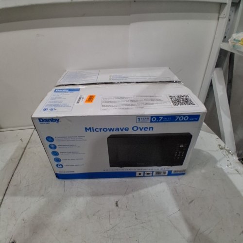 DANBY COUNTERTOP MICROWAVE - 0.7 CU.FT. - BLACK (MODEL: DBMW0721BBB) image 9