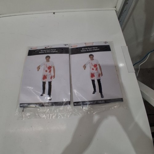2PK WAY TO CELEBRATE BLOODY FEAST APRON - OSFM - WHITE / RED (STYLE: 194288A) image 3