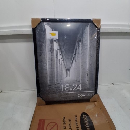 DOAIART DURABLE SCRATCH PROOF POSTER FRAMES - 18" X 24" - BLACK image 3