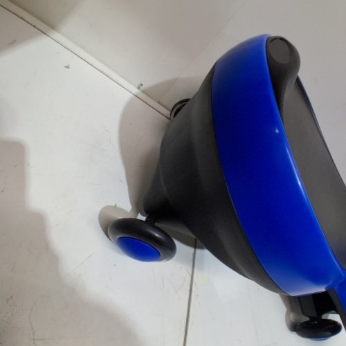 HURTLE SWING RIDE ON WIGGLE CAR - 250LBS CAP - BLUE (MODEL: HUSWC27BL ) image 3