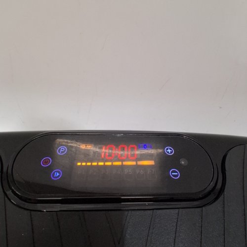 TAEVNO BLUETOOTH VIBRATION PLATE EXERCISE MACHINE - 450LB CAPACITY - WITH REMOTE - BLACK image 2