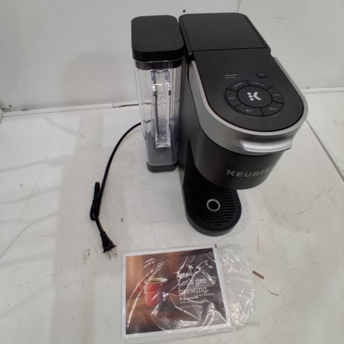 KEURIG K-SUPREME SINGLE SERVE COFFEE MAKER WITH 4 CUP SIZE OPTIONS - 1.9L CAPACITY - BLACK (MODEL: K910) image 3