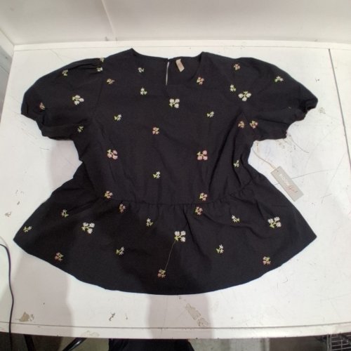 WOMEN'S BLOOM GIRL EMBROIDERED TOP - LARGE - MULTICOLOURED / FLORAL (STYLE : 51027008) image 2