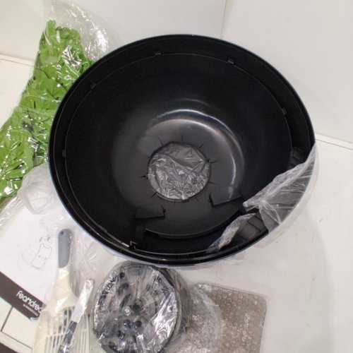 FEANDREA CAT LITTER BOX WITH FAKE PLANT -19.2" X 19.2" X 23.2" - BLACK (MODEL: PPT006B101) image 3