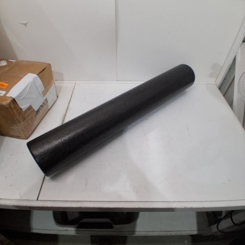 AMAZON BASICS HIGH-DENSITY ROUND FOAM ROLLER FOR YOGA & EXERCISE - 36" - BLACK (MODEL: ‎EPPBK-12-1) image 2