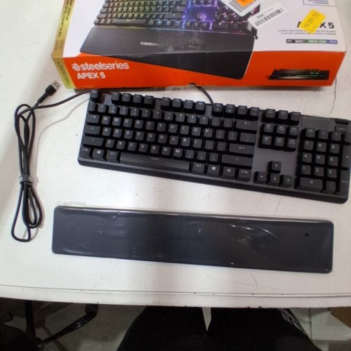 STEELSERIES APEX 5 MECHANICAL GAMING KEYBOARD – OLED SMART DISPLAY – USB PASSTHROUGH AND MEDIA CONTROLS – HYBRID GAMING SWITCHES BLUE – RGB BACKLIT (MODEL : APEX5) image 5
