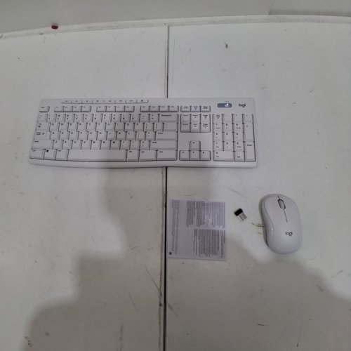 2PC LOGITECH WIRELESS KEYBOARD AND MOUSE COMBO - 2.4 GHZ WIRELESS - WHITE (MODEL: MK270) image 3