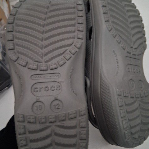UNISEX ADULT CLASSIC CROCS - WOMENS: 10 MENS: 12 - SLATE GREY (MODEL: 10001) image 3