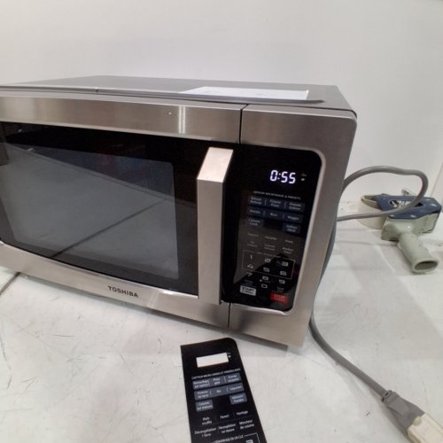 TOSHIBA COMPACT COUNTERTOP MICROWAVE OVEN - 1.2CU.FT - 1500W - STAINLESS STEEL (MODEL: ML-EM31P(SS)/CA) image 2
