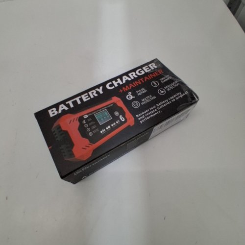 COREBOX 12V CAR BATTERY CHARGER & MAINTAINER - RED/BLACK (MODEL: H-6CS) image 5