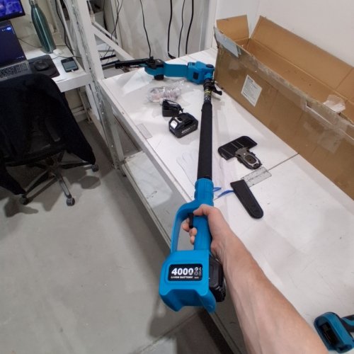 SEESII 6-IN-1 CORDLESS MINI CHAINSAW POLE SAW & HEDGE TRIMMER - 6" SAW - UP TO 9FT - BLUE (MODEL: P6 BONUS) image 4