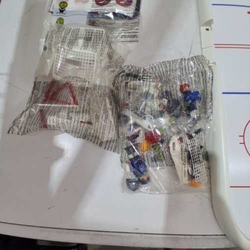 91PC PLAYMOBIL NHL HOCKEY ARENA PLAYSET (MODEL: 71981) image 3