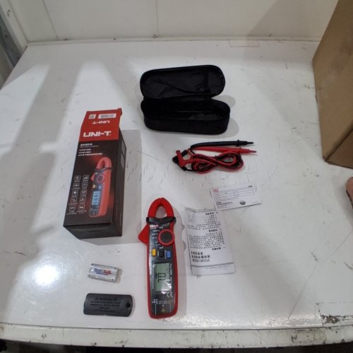 UNI-T MINI CLAMP METER - BLACK / RED image 3
